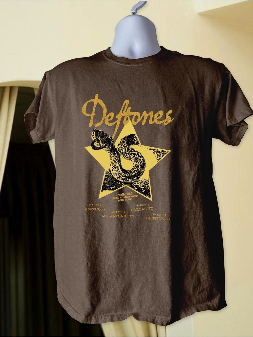 Gildan Brown Tee Deftones Graphic Shirt